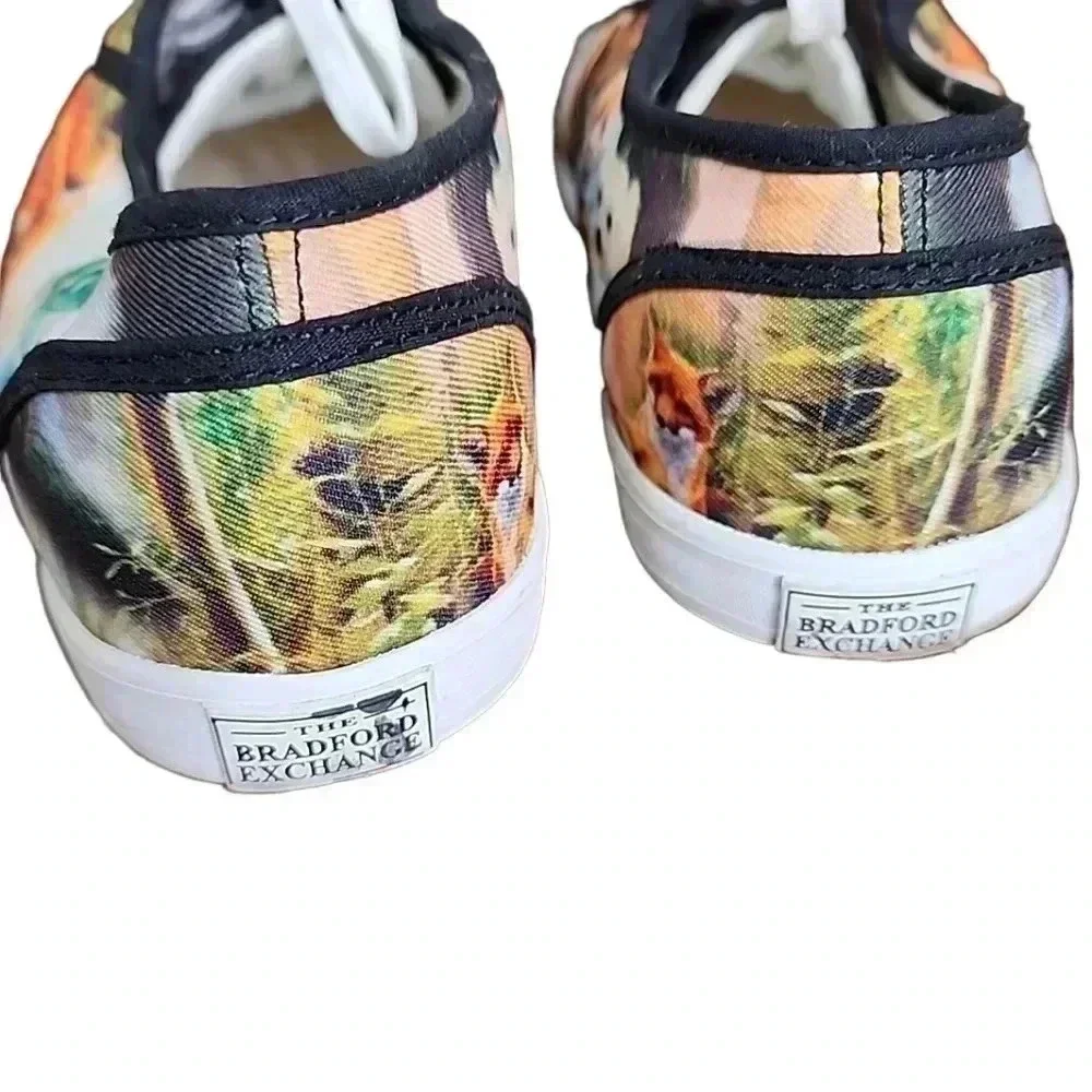 THE Bradford Exchange Animal Kingdom Canvas shoes. Size 8 - Picture 4 of 16